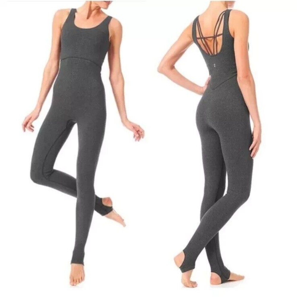 Sweaty Betty Passe Size L Dance Unitard Gray Bodysuit Seamless Knit Shelf Bra